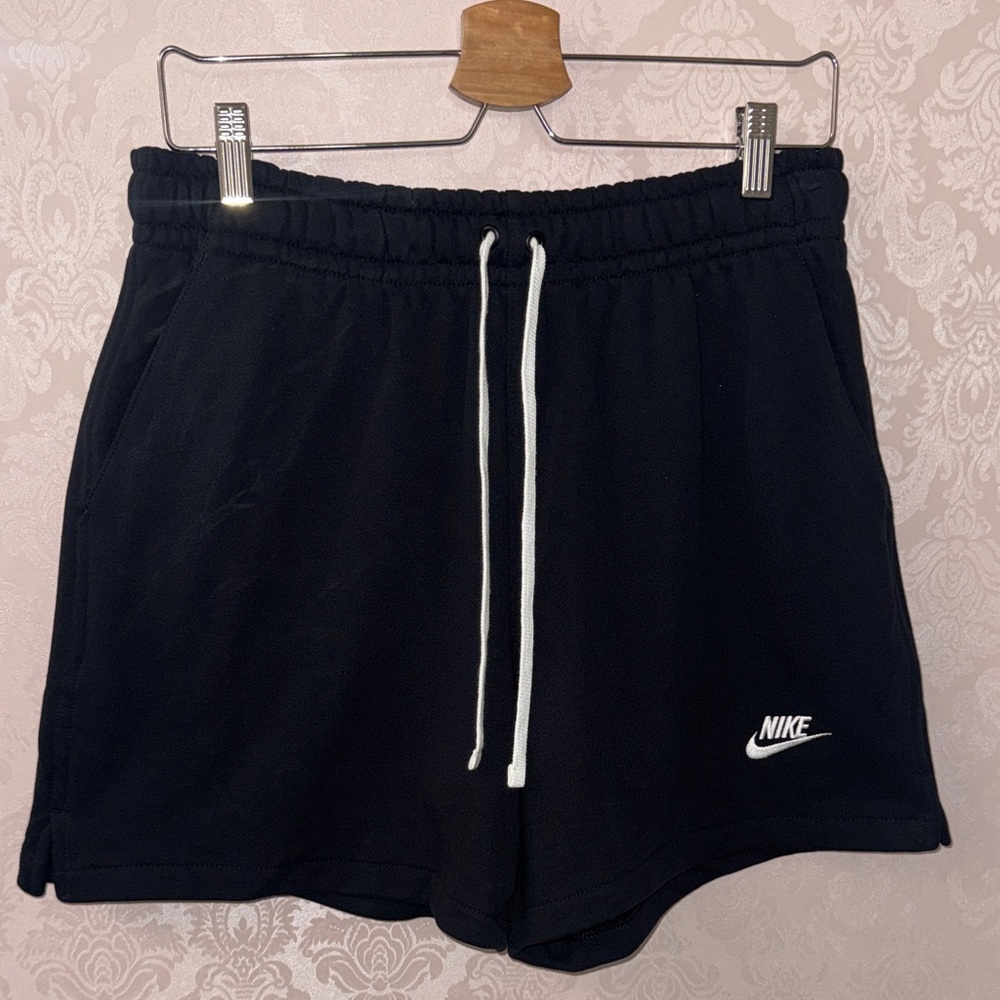 Nike Men’s Black Athletic Shorts